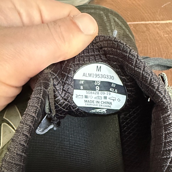 Altra Superior Men's Trail Shoes - Olive and Gray - Picture 5 of 5